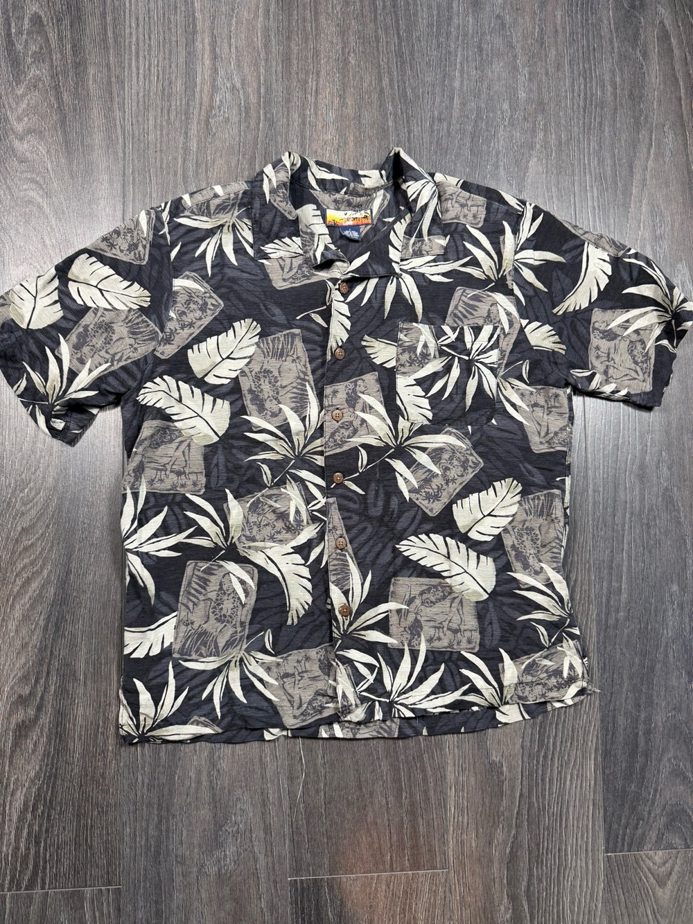 Casual Black Tropical Print Short-Sleeve Button-Down Shirt